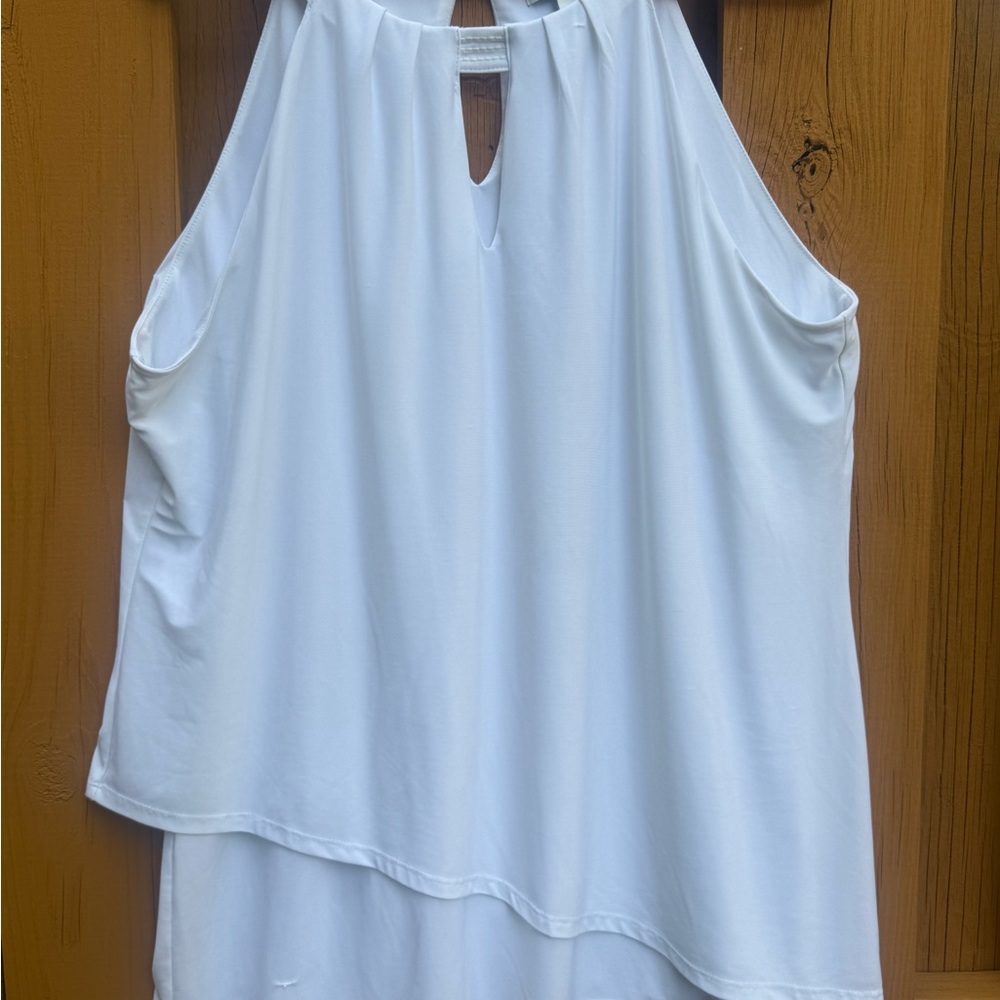 White House Black Market White Keyhole Tank Top